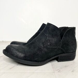 Born Beth Black Distressed Suede Bootie 7M